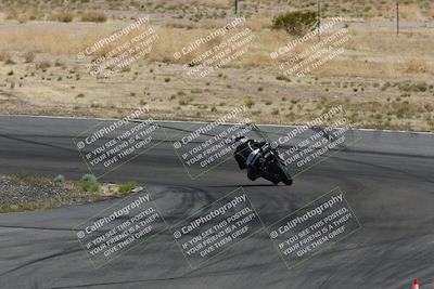 media/Apr-20-2025-AHRMA (Sun) [[393a79c373]]/Race/Group 10/Turn 4b/